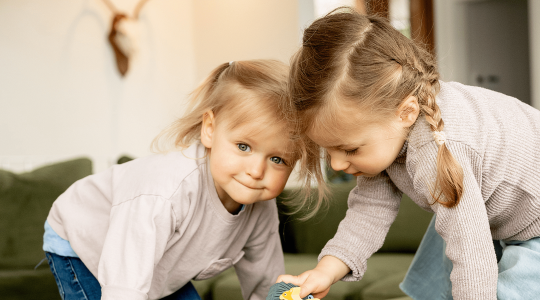 Idées cadeaux de Noël 2 à 4 ans : jeux d’imagination et apprentissages en douceur