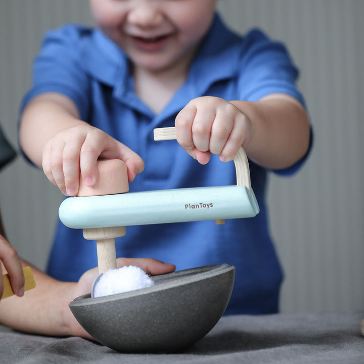 Le batteur sur socle du pâtissier