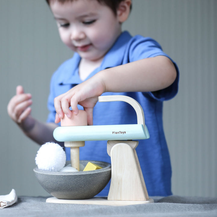 Le batteur sur socle du pâtissier