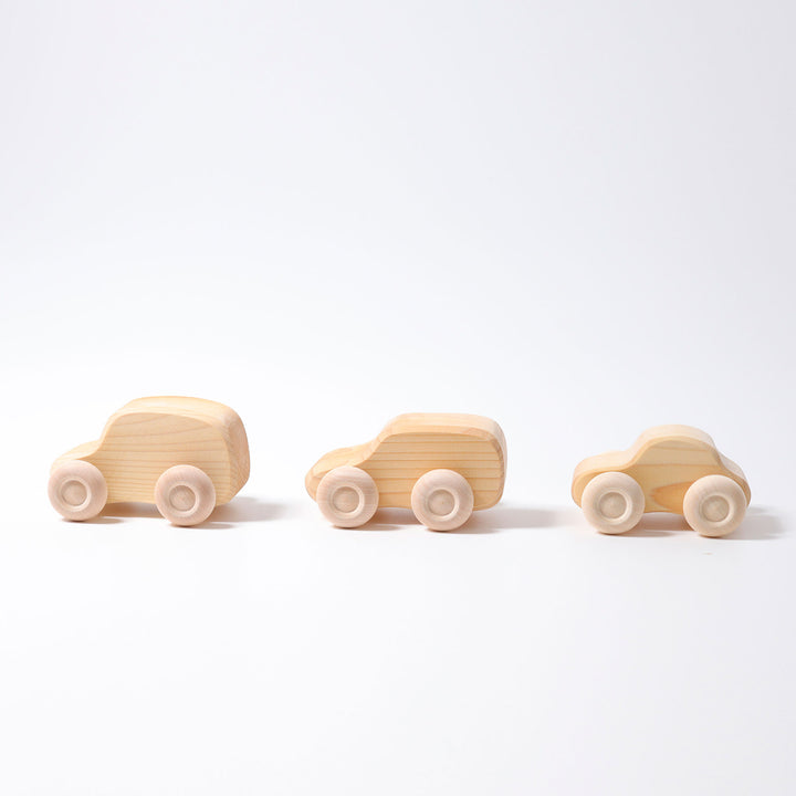 6 Natural Wooden Cars 